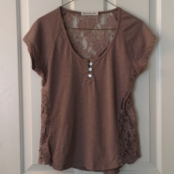 ❤️ 2 for 1 Medium Summer Tops - Picture 2 of 9